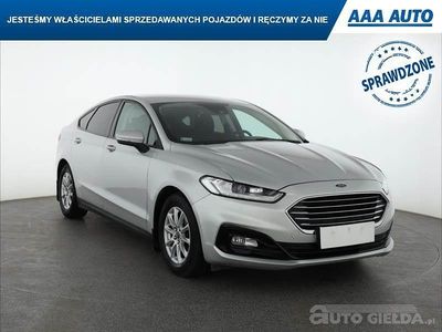 Używany Ford Mondeo 2019 Srebrny