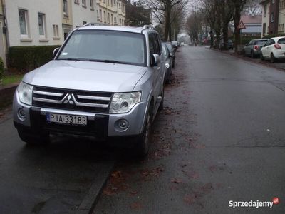 używany Mitsubishi Pajero 3.2 automatik 2007 r.