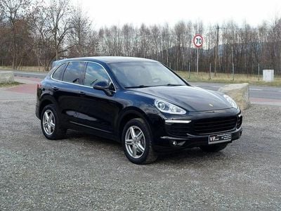 Czarny (metalik) Używany 2017 Porsche Cayenne SUV | 109 800 zł