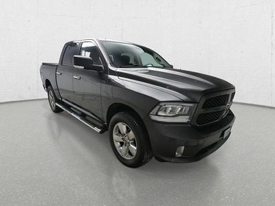 Używany Dodge Ram 394 KM (289 kW) 2015 Czarny Pickup