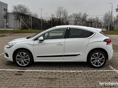Używany 2011 Citroën DS4 Hatchback | 22 900 zł (Uczciwa cena)