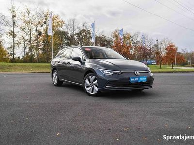 Szary Używany 2021 VW Golf VIII Kombi | 61 499 zł (Dość drogi)