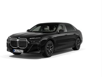Używany BMW 740 Comfort Edition 299 KM (219 kW) 2025 Czarny szafir metalizowany Sedan/Limuzyna