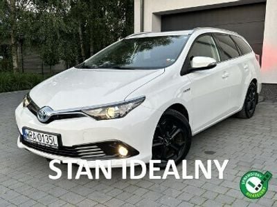 Toyota Auris Hybrid