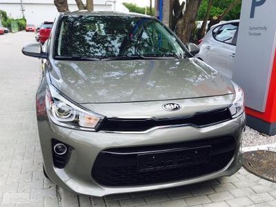 Kia rio green