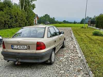 używany Opel Astra 