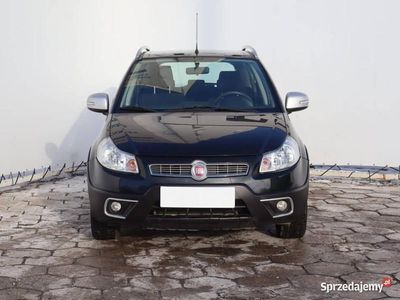 Używany Fiat Sedici 120 KM (88 kW) 2014 Czarny SUV