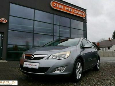 używany Opel Astra 1.4dm 100KM 2011r. 207 000km
