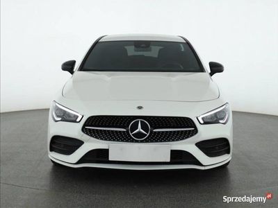 Mercedes CLA200