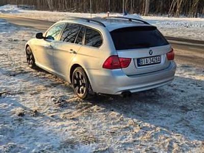 Używany BMW 330 2009
