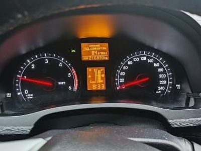 używany Toyota Avensis 2.0 D-4D duża navi, kamera, android radio (bluetooth)