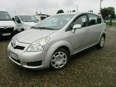 używany Toyota Corolla Verso III 2.2 D4D 136KM