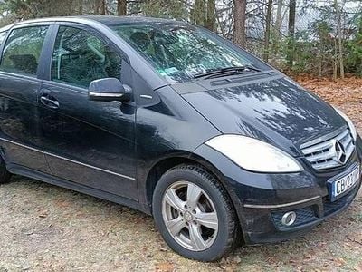 Używany Mercedes A180 2009 Czarny Hatchback