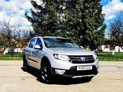Bordowy Używany 2015 Dacia Sandero Stepway Hatchback | 30 500 zł (Drogi)