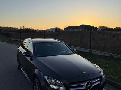 Używany Mercedes C200 2016 Brązowy Kombi