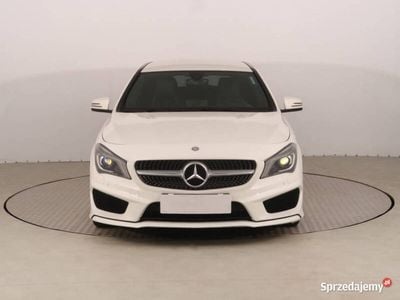 Mercedes CLA200