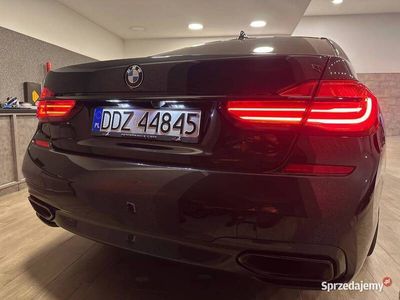 BMW 730