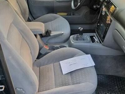 Zielony Używany 2001 VW Passat Kombi | 5500 zł