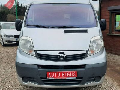 używany Opel Vivaro Vivaro 9 Osobowy Klima lift mod 2008 9 osobowy I (20...9 Osobowy Klima lift mod 2008 9 osobowy I (20...