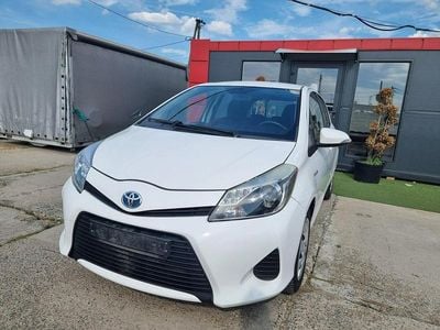 Toyota Yaris Hybrid