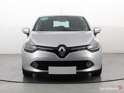 Używany Renault Clio IV 2016 Srebrny Hatchback