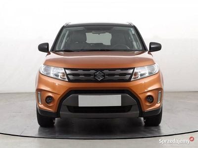 Używany Suzuki Vitara 120 KM (88 kW) 2018 Pomarańczowy SUV