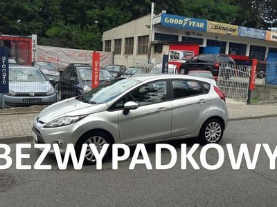 Srebrny Używany 2011 Ford Fiesta Hatchback | 19 900 zł (Dość drogi)
