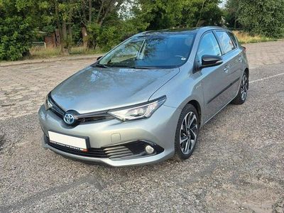 Toyota Auris Hybrid