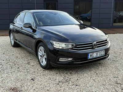 Czarny Używany 2021 VW Passat Sedan/Limuzyna | 83 900 zł (Uczciwa cena)