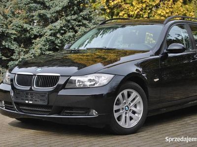 używany BMW 320 E90 E91 320D Klimatronic Serwis Navi Alu Czarna Kombi E90 E91 D Klimatronic Serwis Navi Alu Czarna Kombi