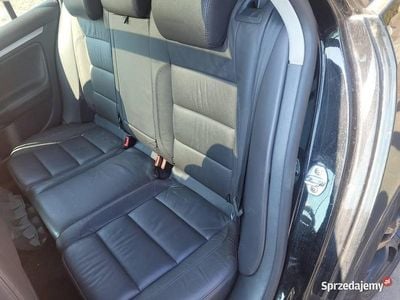 Czarny Używany 2009 VW Golf V Kombi | 9500 zł (Dobra cena)