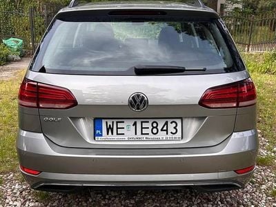 Beżowy Używany 2020 VW Golf VII Kombi | 45 000 zł (Dobra cena)