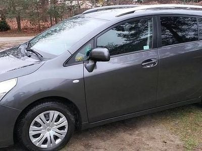 Używany Toyota Verso 2012 Grafitowy Minivan