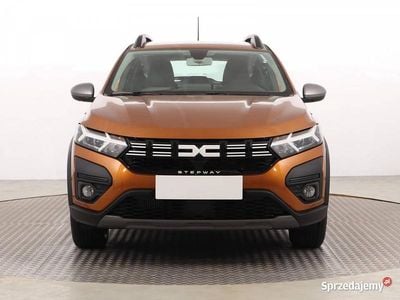 Pomarańczowy Używany 2023 Dacia Sandero Hatchback | 61 999 zł (Drogi)