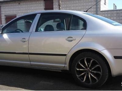 Używany Skoda Superb 2004 Sedan/Limuzyna