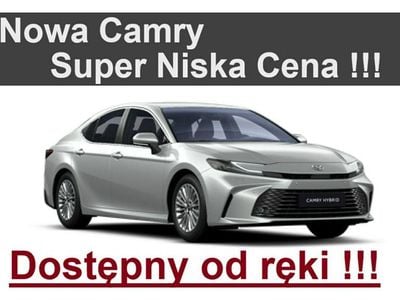 Srebrny Nowe 2025 Toyota Camry Comfort Sedan/Limuzyna | 158 717 zł (Dość drogi)