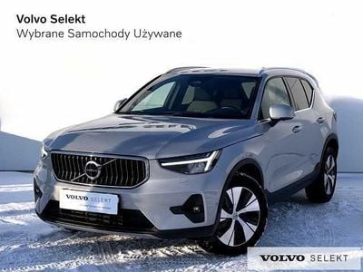 Srebrny Używany 2023 Volvo XC40 SUV | 154 900 zł (Drogi)