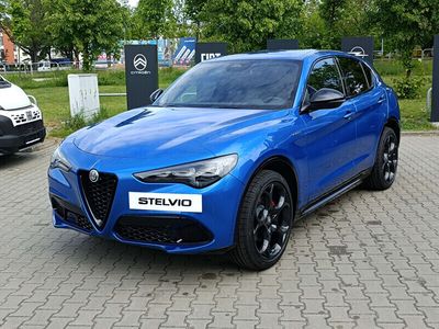 Lakier metalizowany czarny volcano black Nowe 2025 Alfa Romeo Stelvio Veloce SUV | 243 624 zł