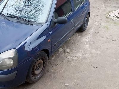 Używany 2002 Renault Clio II | 2200 zł