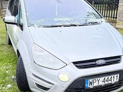Srebrny Używany 2010 Ford S-MAX S Minivan | 24 000 zł (Uczciwa cena)