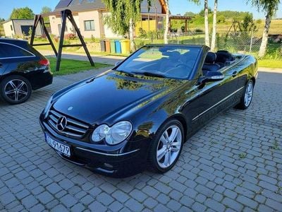 Czarny (metalik) Używany 2009 Mercedes CLK200 Avantgarde Kabriolet | 43 000 zł