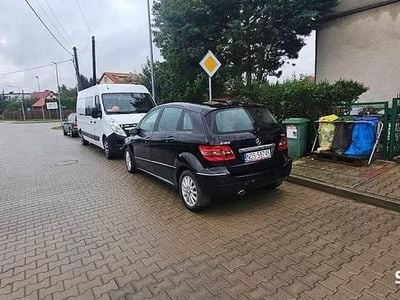 Używany Mercedes B180 2007 Czarny Minivan
