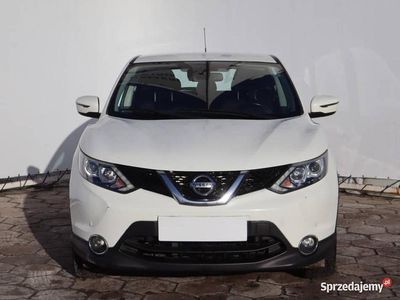 Biały Używany 2015 Nissan Qashqai SUV | 35 999 zł (Uczciwa cena)