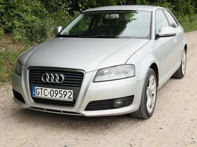 Używany Audi A3 Sport 140 KM (102 kW) 2010 Srebrny Hatchback
