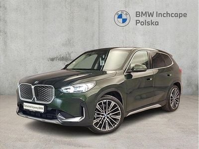 Używany BMW iX1 Comfort Edition 225 kW (306 KM) 2025 Zielony san remo metalizowany SUV