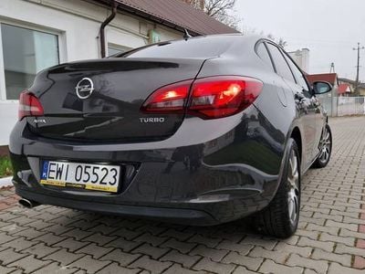 Używany Opel Astra 140 KM (102 kW) 2016 Brązowy Sedan/Limuzyna