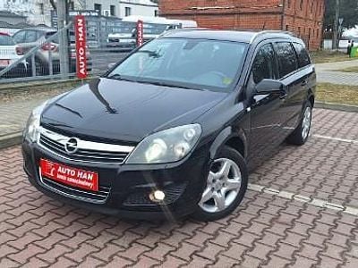 Używany Opel Astra 140 KM (102 kW) 2008 Czarny Kombi