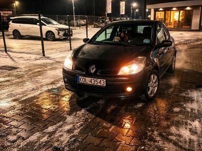 Czarny Używany 2006 Renault Clio II Hatchback | 4500 zł (Uczciwa cena)