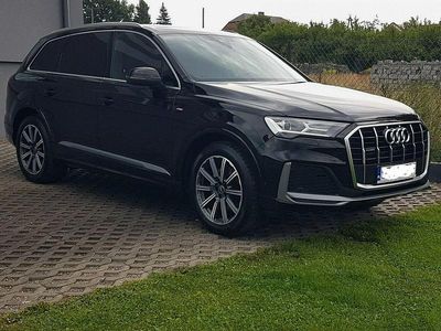 Używany Audi Q7 S-Line 231 KM (169 kW) 2022 Czarny SUV