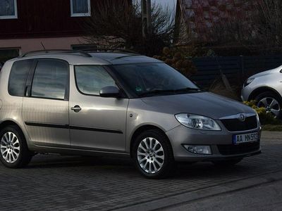 Szary Używany 2013 Skoda Roomster Minivan | 19 900 zł